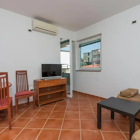 Riva Apartment *