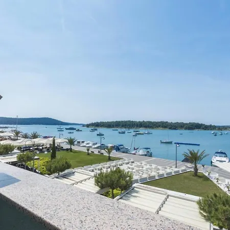 Riva Apartment