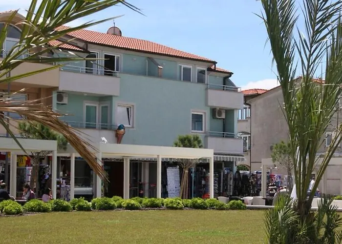 Apartment Riva Medulin